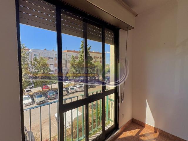 Apartamento T2 em Vialonga VIAL037