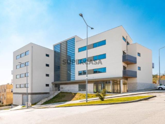 Apartamento T2 em Vilar de Andorinho