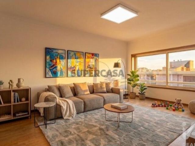 Apartamento T2 em Vilar de Andorinho de 105 m²