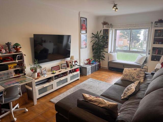 Apartamento T2 em Agualva Cacém, Lisboa