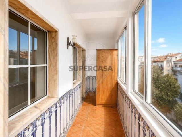 Apartamento T2 em Agualva e Mira Sintra