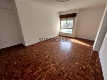 Apartamento T2 em Cacém e São Marcos