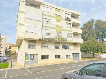 Apartamento T2 em Agualva e Mira Sintra
