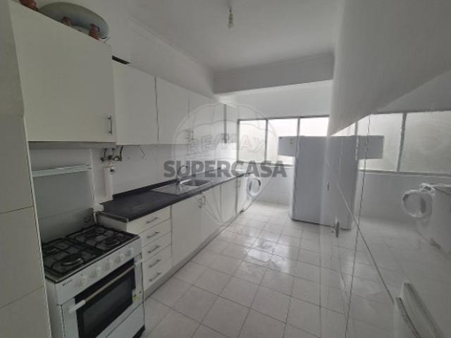 Apartamento T2 em Agualva e Mira Sintra