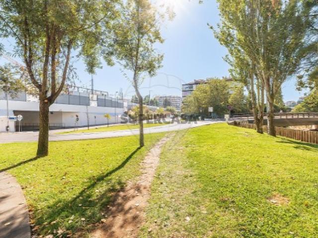 Apartamento T2 em Agualva e Mira Sintra