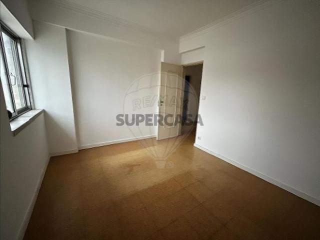 Apartamento T2 em Agualva e Mira Sintra