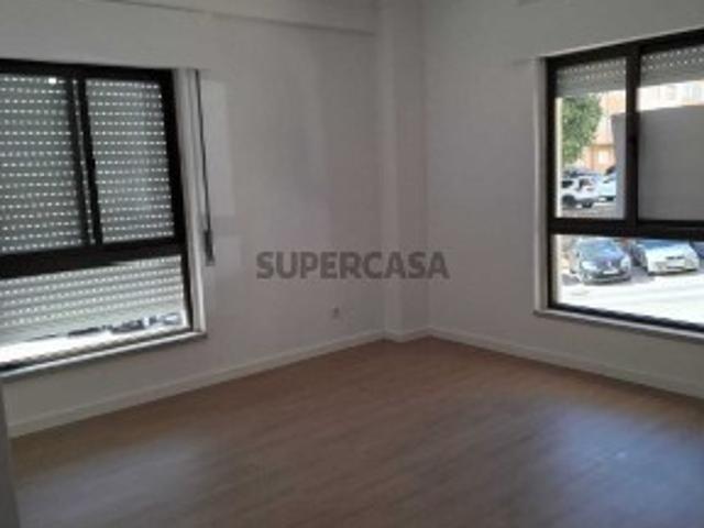Apartamento T2 em Agualva e Mira Sintra