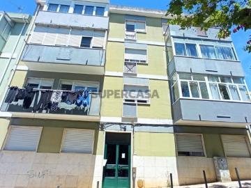 Apartamento T2 em Agualva e Mira Sintra