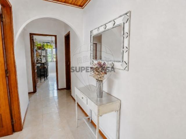 Apartamento T2 em Cacém e São Marcos