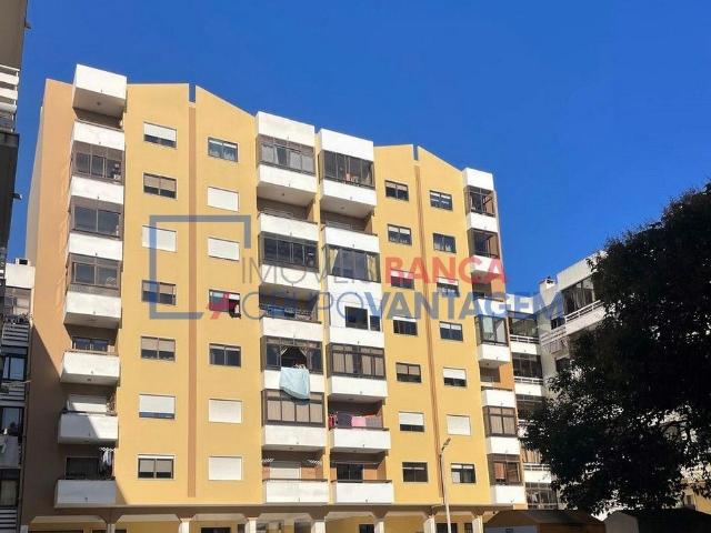 Apartamento T2 em Agualva Sintra
