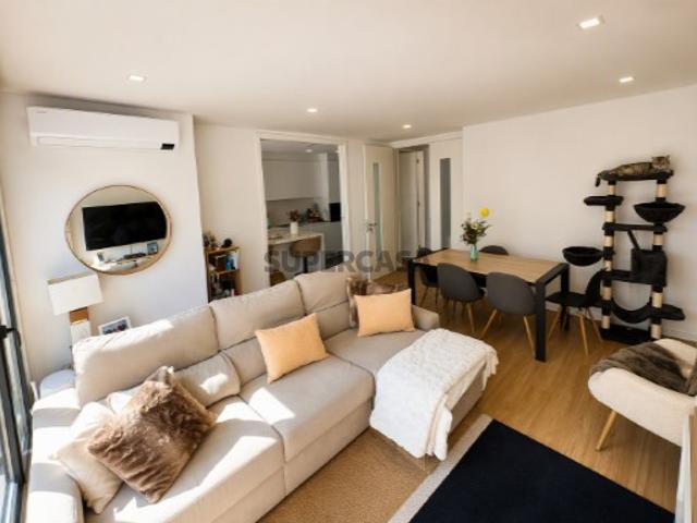Apartamento T2 em Águas Livres