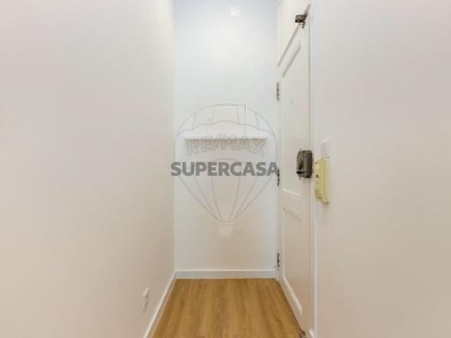Apartamento T2 em Ajuda