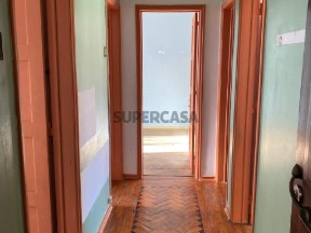 Apartamento T2 em Almada, Totalmente remodelado