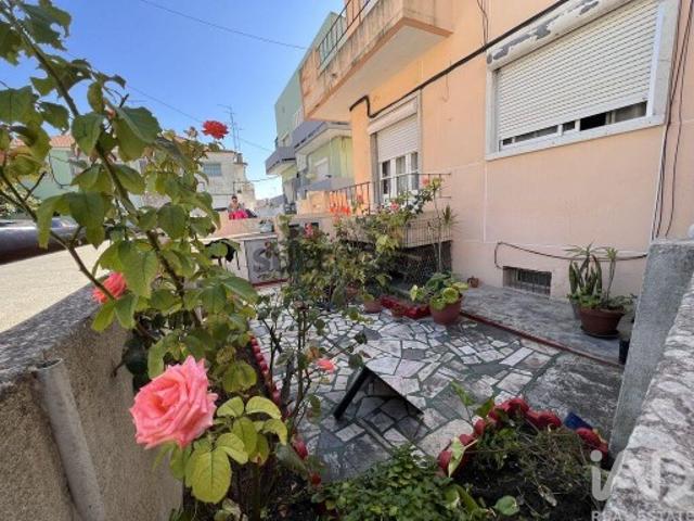 Apartamento T2 em Almada, Cova da Piedade, Pragal e Cacilhas de 67 m²