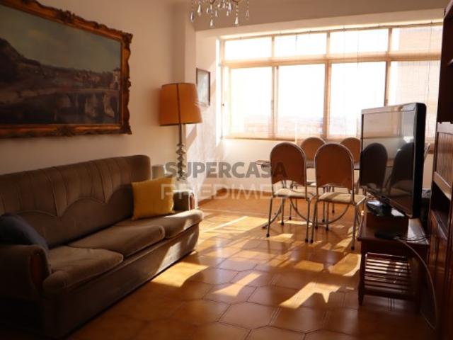 Apartamento T2 em Almada, Cova da Piedade, Pragal e Cacilhas