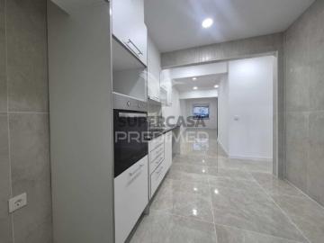 Apartamento T2 em Almada, Cova da Piedade, Pragal e Cacilhas