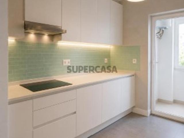 Apartamento T2 em Almada, Cova da Piedade, Pragal e Cacilhas