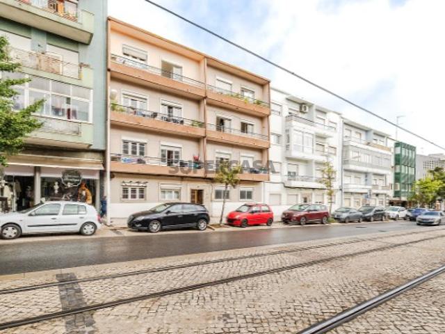Apartamento T2 em Almada, Cova da Piedade, Pragal e Cacilhas