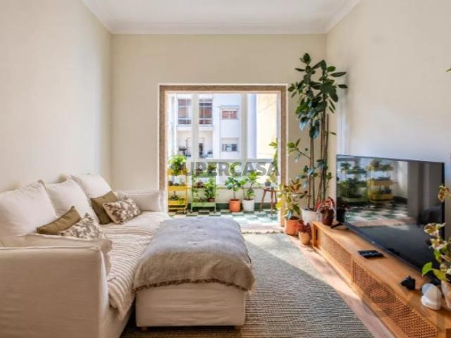 Apartamento T2 em Almada, Cova da Piedade, Pragal e Cacilhas