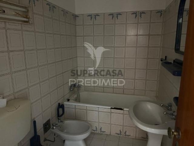 Apartamento T2 em Almada, Cova da Piedade, Pragal e Cacilhas