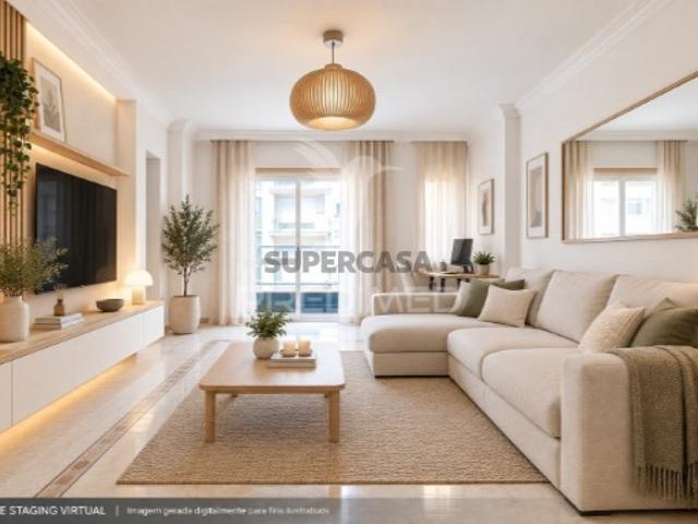Apartamento T2 em Almada, Cova da Piedade, Pragal e Cacilhas