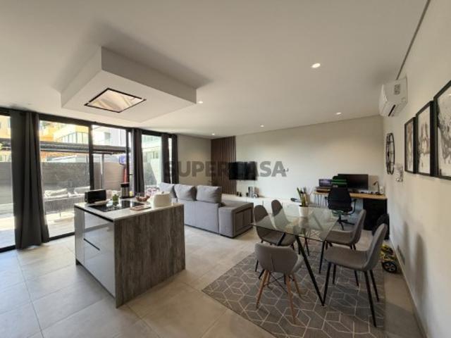 Apartamento T2 em Almancil Moderno com Excelente Localização