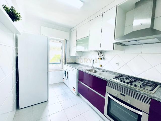 Apartamento t2 em alcabideche com condições especiais para jovens até 35 anos