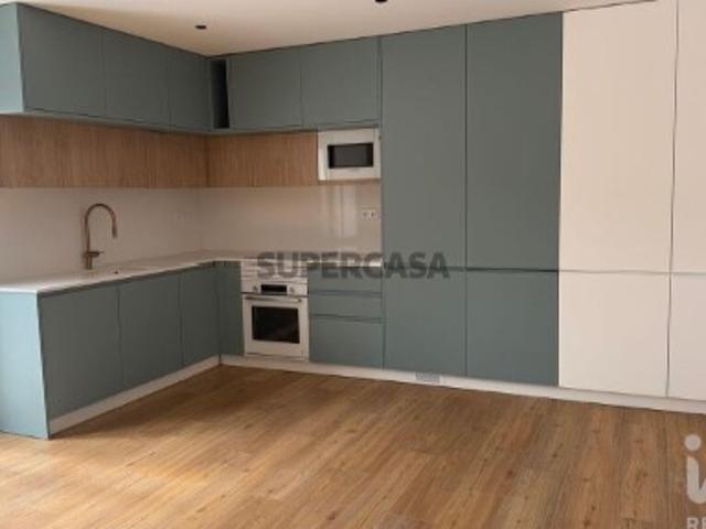 Apartamento T2 em Alcabideche de 105,00 m²