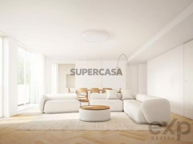 Apartamento T2 em Alcântara