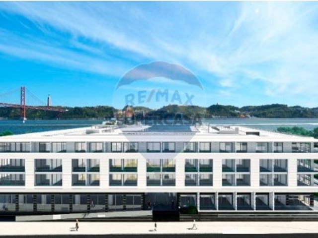 Apartamento T2 em Alcântara