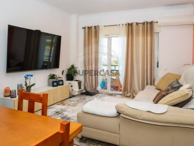 Apartamento T2 em Alenquer Santo Estêvão e Triana