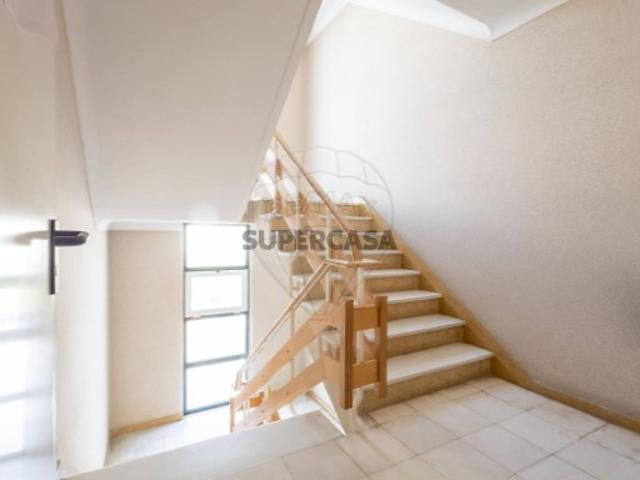 Apartamento T2 em Alenquer Santo Estêvão e Triana