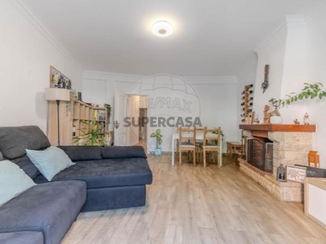 Apartamento T2 em Alenquer Santo Estêvão e Triana