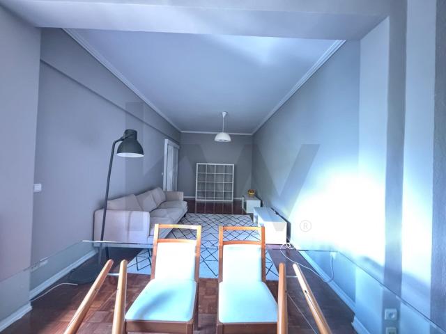 Apartamento T2 em Alfragide