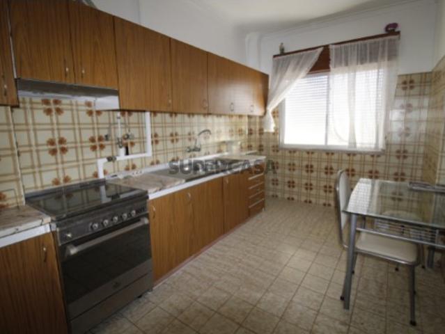 Apartamento T2 em Algueirão