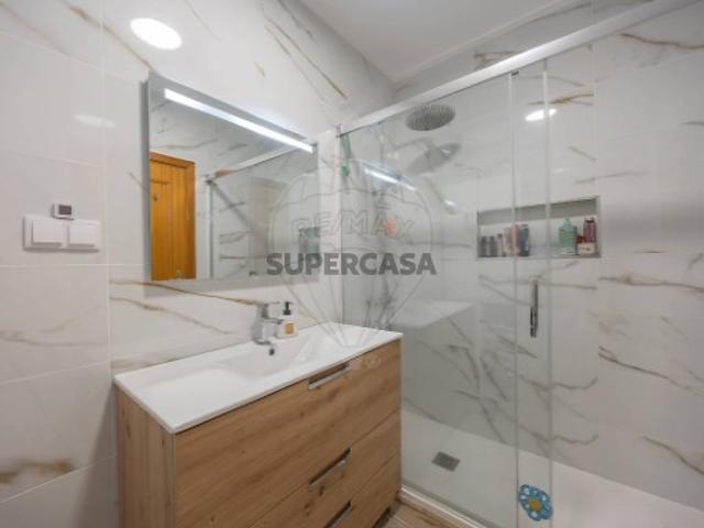 Apartamento T2 em Algueirão Mem Martins
