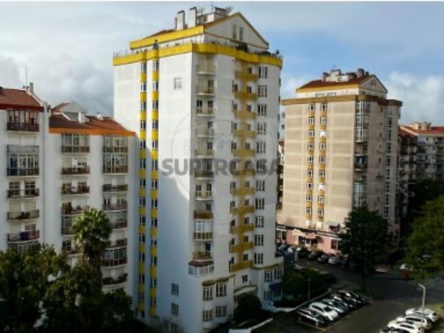 Apartamento T2 em Algueirão Mem Martins