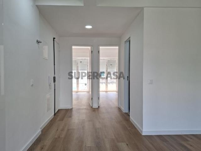 Apartamento T2 em Algueirão Mem Martins
