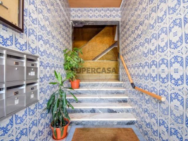 Apartamento T2 em Algueirão Mem Martins
