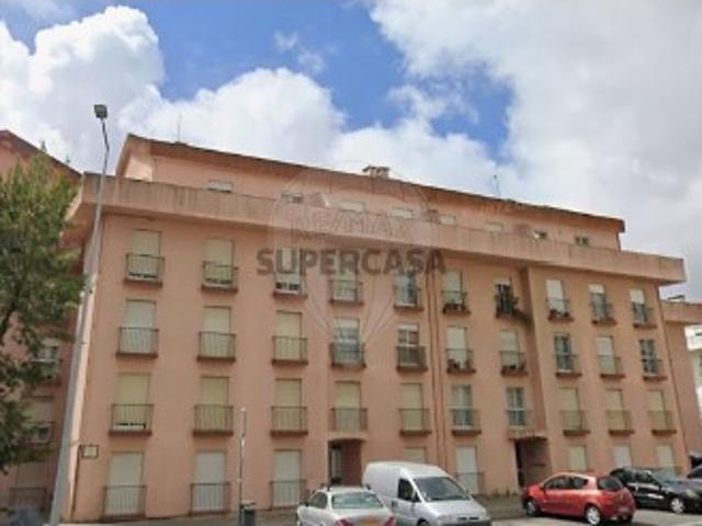 Apartamento T2 em Algueirão Mem Martins