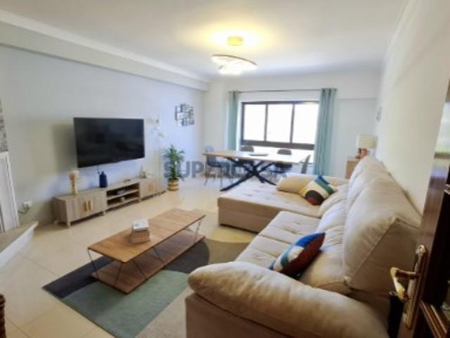 Apartamento T2 em Algueirão Mem Martins