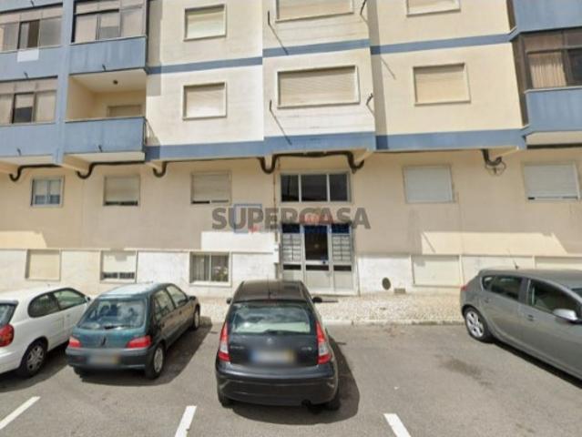 Apartamento T2 em Algueirão Mem Martins