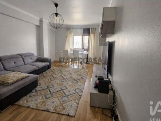 Apartamento T2 em Algueirão Mem Martins