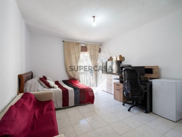 Apartamento T2 em Algueirão Mem Martins