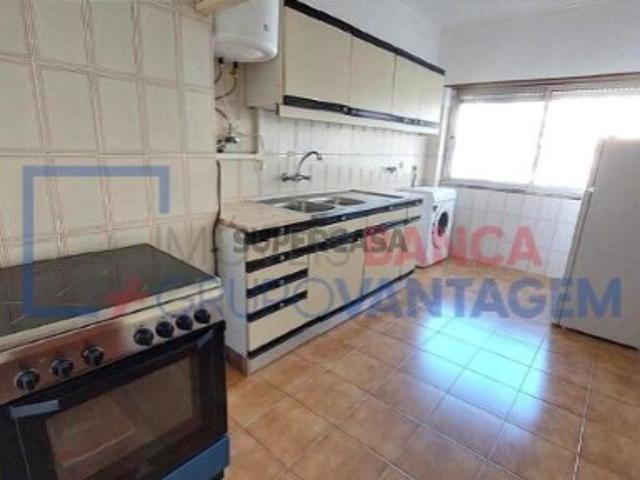Apartamento T2 em Algueirão Mem Martins