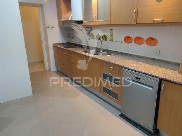 Apartamento T2 em Alhandra