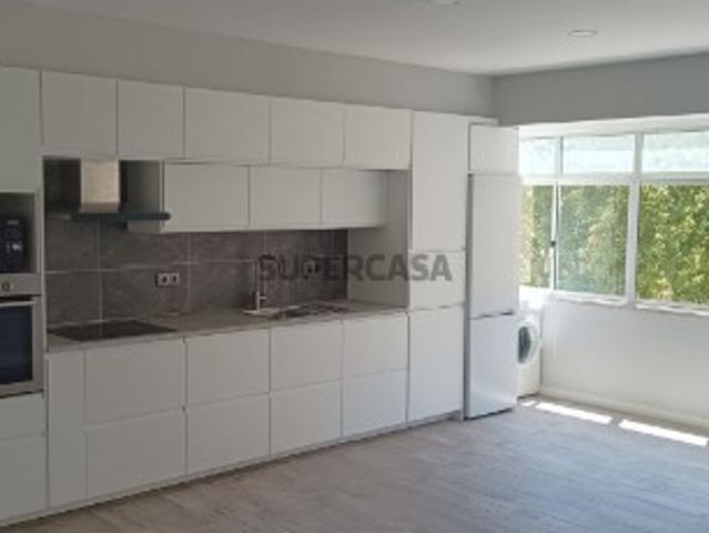 Apartamento T2 em Alhandra, São João dos Montes e Calhandriz