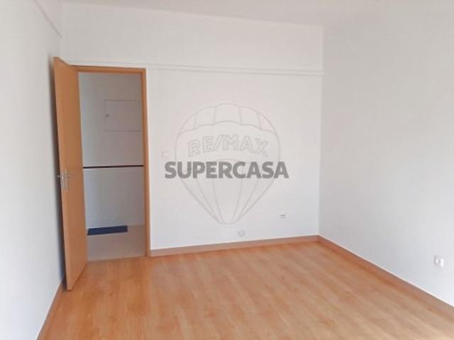Apartamento T2 em Alto do Seixalinho, Santo André e Verderena
