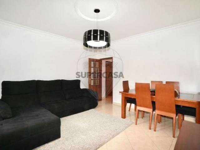 Apartamento T2 em Alverca do Ribatejo e Sobralinho