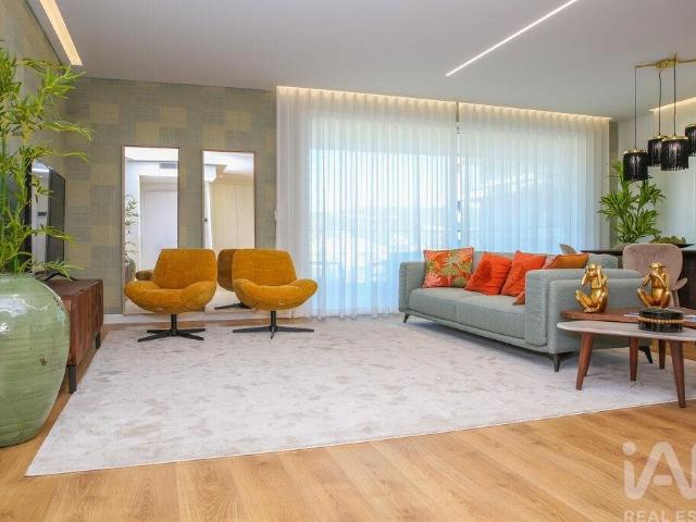 Apartamento T2 em Alverca do Ribatejo e Sobralinho de 190,00. 190m² Alverca do Ribatejo e Sobralinho